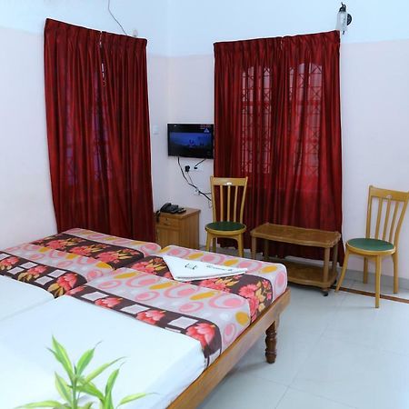 Princess Inn Royal Thiruvananthapuram Exterior photo